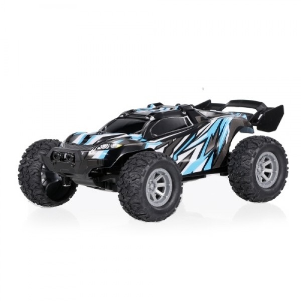 S638 2.4GHz 1:32 RC Car With LED Light 20KM/H High Speed Racing Car