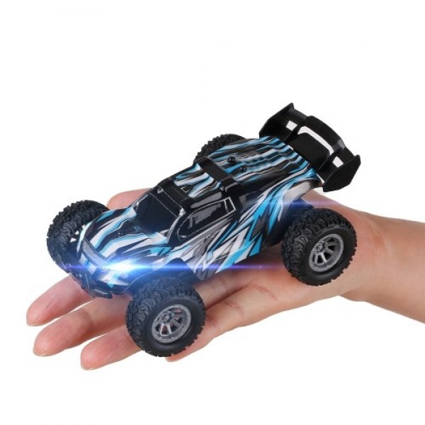 S638 2.4GHz 1:32 RC Car With LED Light 20KM/H High Speed Racing Car